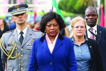 Ana Dias Lourenço, a primeira-dama angolana, tem sido uma presença notória durante as várias etapas da visita de João Lourenço a Portugal