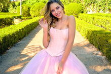 Sara Carreira protagoniza catálogo de noivas