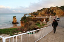 Rogério Martins receia que “o mesmo que sucedeu nas pedreiras em Borba possa repetir-se” na praia D. Ana