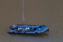 Marinha Portuguesa realiza operações de resgate em pedreira de Borba