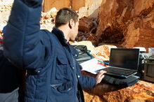 Marinha Portuguesa realiza operações de resgate em pedreira de Borba