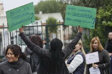 Protestos na EB 2,3 Mário de Sá Carneiro, em Camarate, Loures