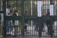 Protestos na EB 2,3 Mário de Sá Carneiro, em Camarate, Loures