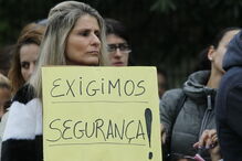 Protestos na EB 2,3 Mário de Sá Carneiro, em Camarate, Loures