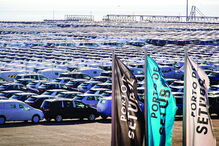 Autoeuropa tentou escoar veículos através do porto de Setúbal mas a paralisação dos estivadores impediu o carregamento eficaz do navio