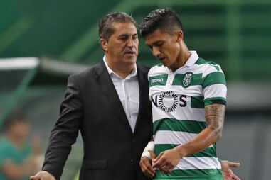 Fredy Montero com José Peseiro num jogo do Sporting