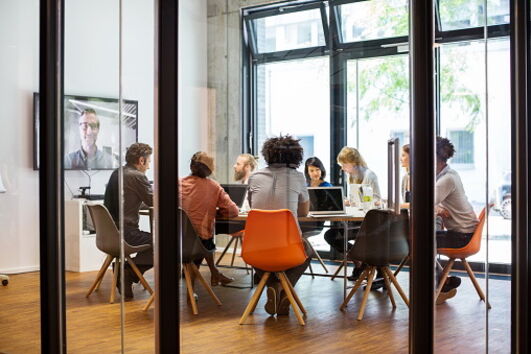 Estudo indica que a produtividade de profissionais da Administração Pública pode ser "até 9% mais alta em 10 anos"