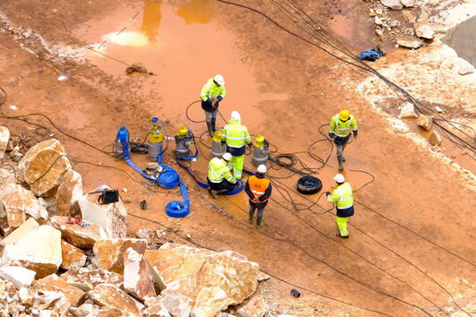 Buscas continuam em Borba para localizar corpos dos restantes desaparecidos na pedreira