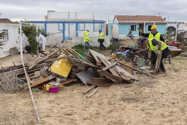Demolições terminam na ilha da Culatra