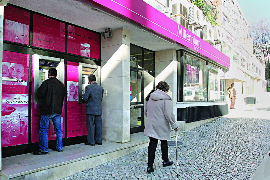 Vítima ia ao banco depositar dinheiro