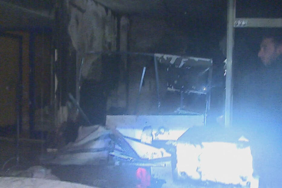 Incêndio destrói loja de têxteis em Santa Maria da Feira