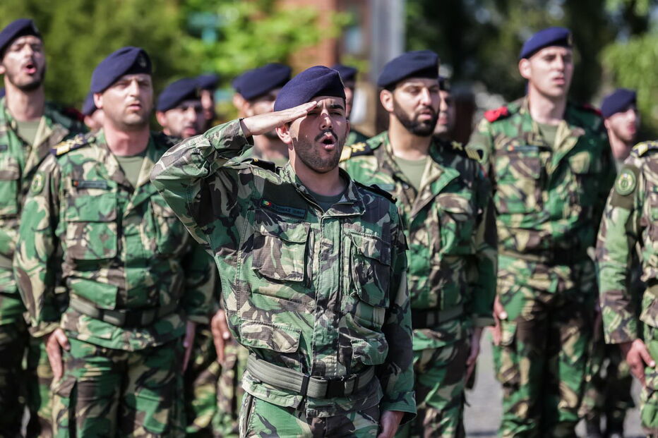  Maior desfile militar em 100 anos assinala centenário do Armistício da Grande Guerra