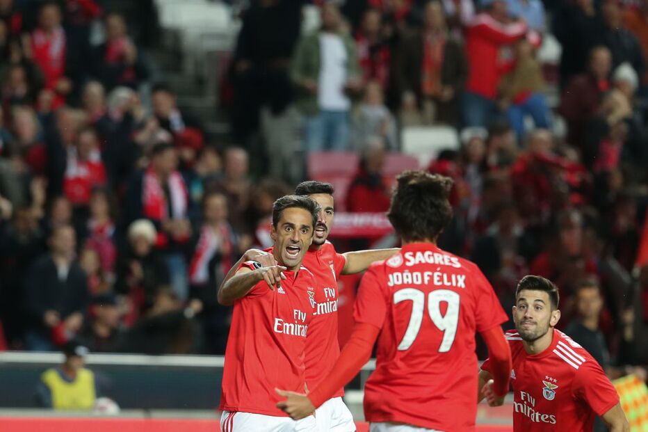 Jonas celebra golo no Benfica - Moreirense