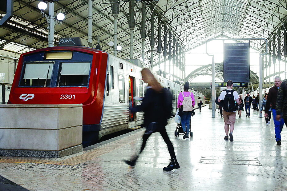 Autoridade dos Transportes admite que número de queixas não espelha os problemas com o setor ferroviário  