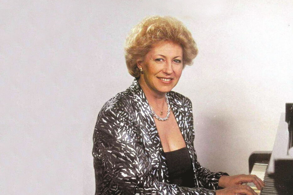 A cantora e compositora Maria Guinot