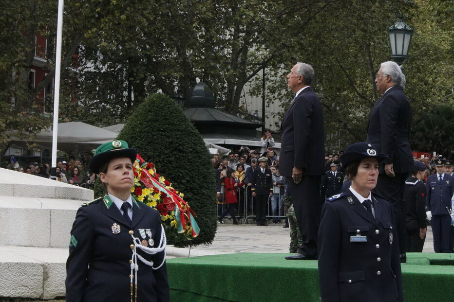 As imagens do maior desfile militar de sempre em Portugal