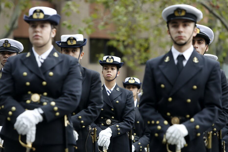 As imagens do maior desfile militar de sempre em Portugal