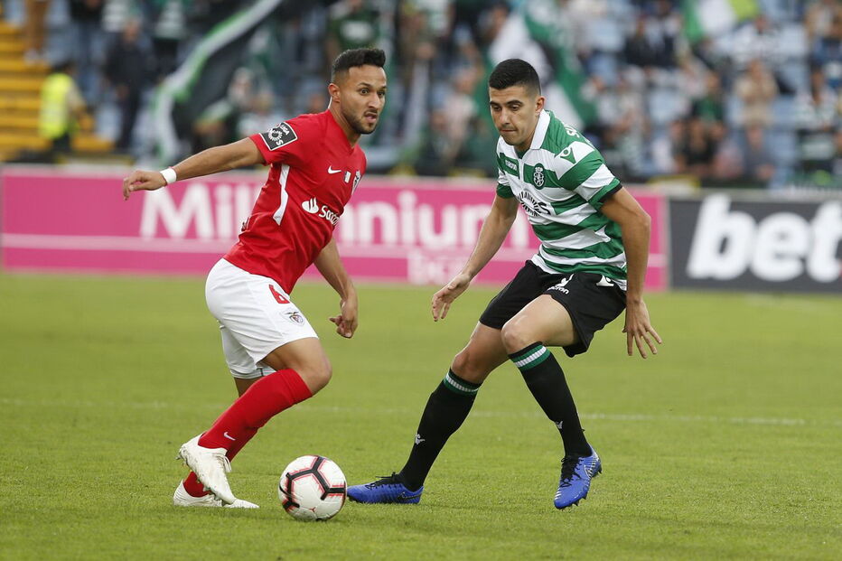 Jogo entre Santa Clara e Sporting