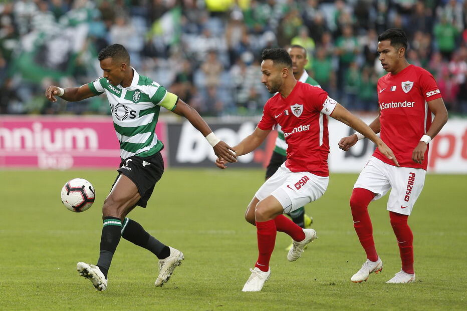 Jogo entre Santa Clara e Sporting