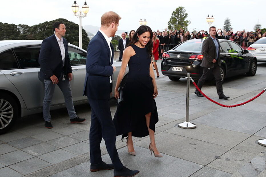 Meghan Markle deu nas vistas pelo guarda-roupa variado na viagem à Oceania