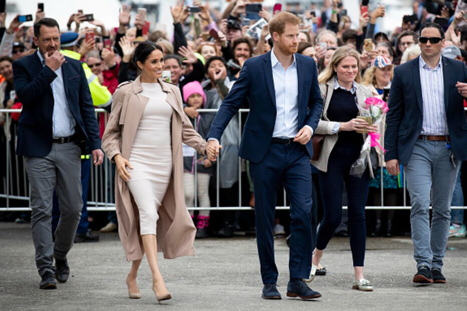 Meghan Markle deu nas vistas pelo guarda-roupa variado na viagem à Oceania