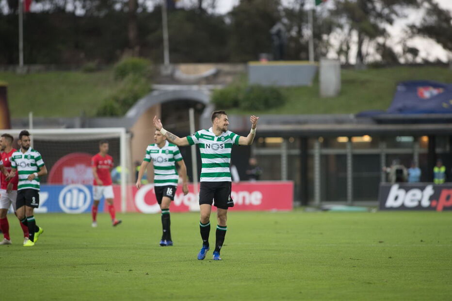 Jogo entre Santa Clara e Sporting