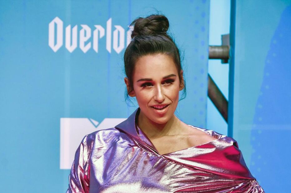 Rita Pereira na passadeira vermelha dos prémios MTV