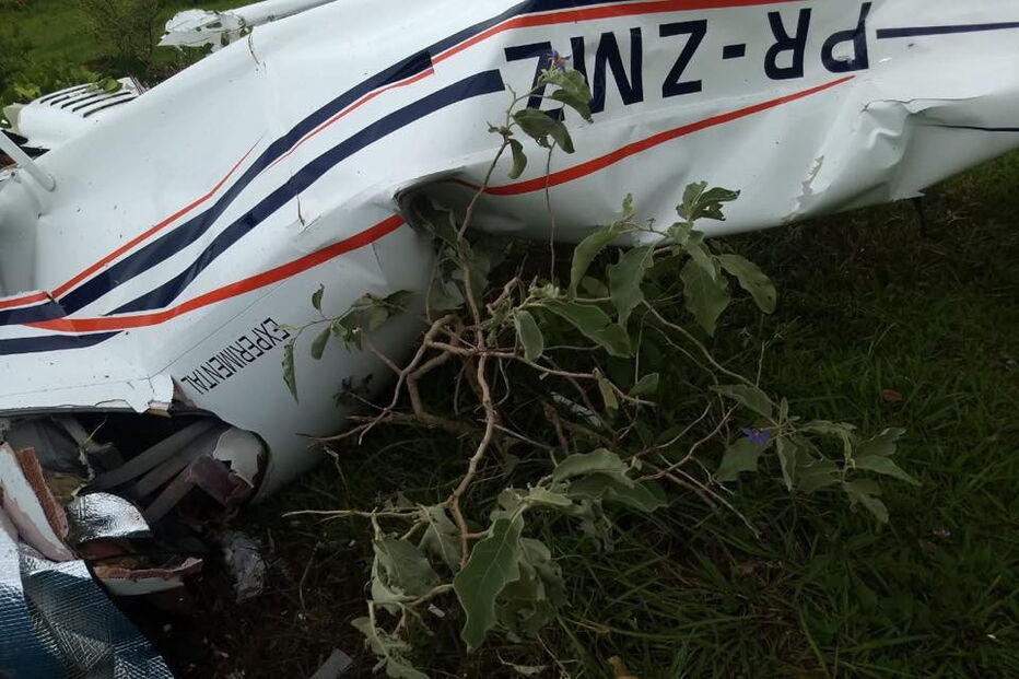 Família morre em queda de avião no Brasil	