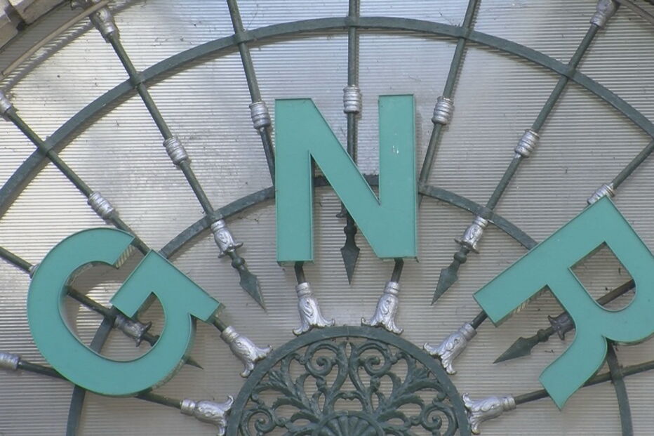 2018-11-06_11_44_35 4 militares da GNR feridos.jpg