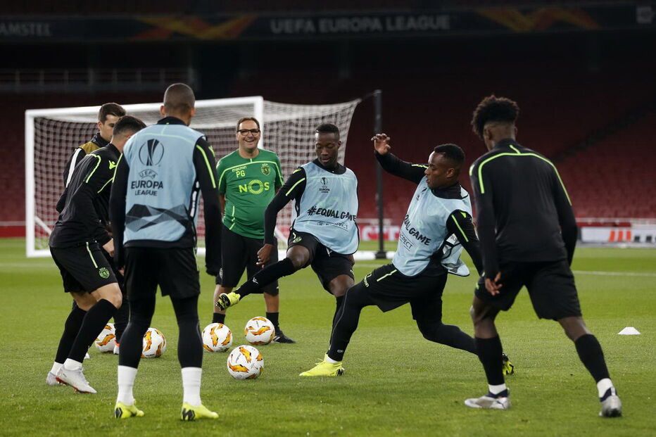 Jogadores do Sporting vão ter hoje o apoio nas bancadas de cerca de 5300 adeptos  