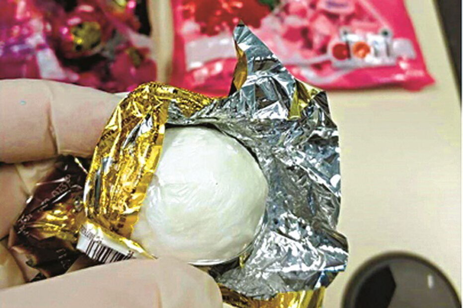 Bombons ocultam 250 mil euros em cocaína