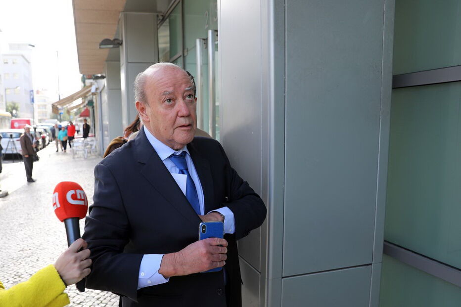 Pinto da Costa à entrada no DCIAP, em Lisboa