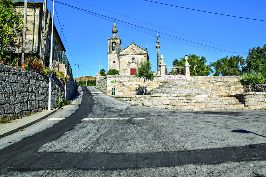 Freguesia de Oliveira é uma das 10 onde estão a ser realizadas obras de conclusão da rede de abastecimento de água