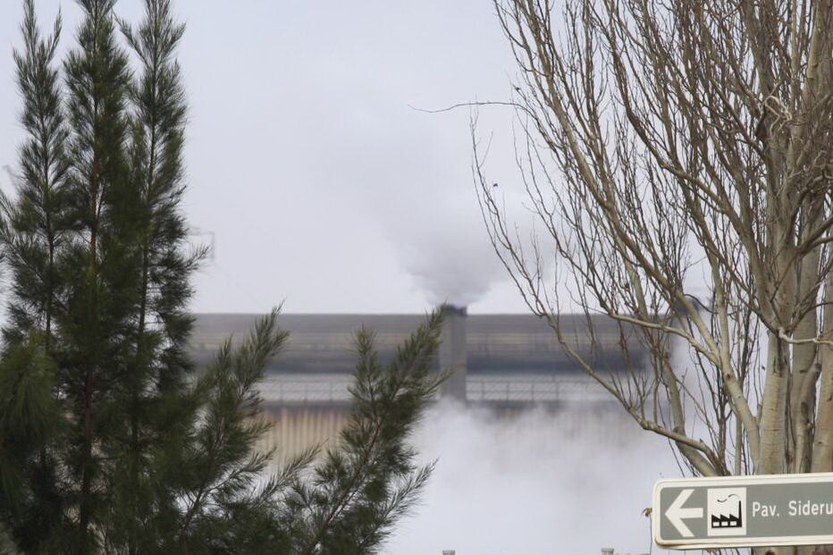 Reportagem sobre a pluição provocada pela Siderurgia Nacional na aldeia de Paio Pires, no Seixal