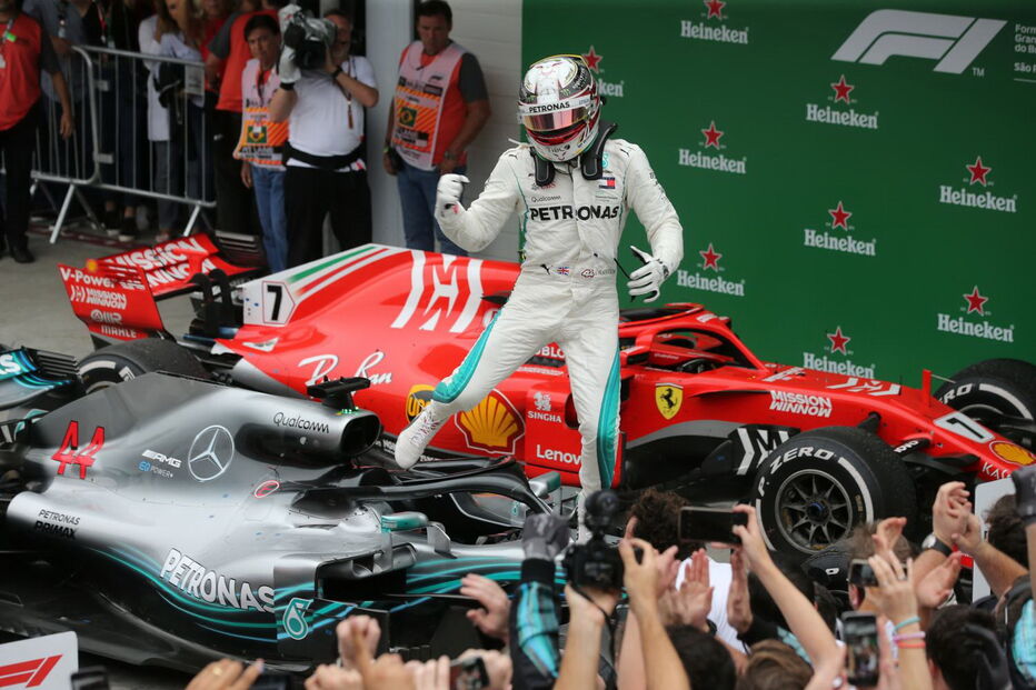 Hamilton vence GP do Brasil