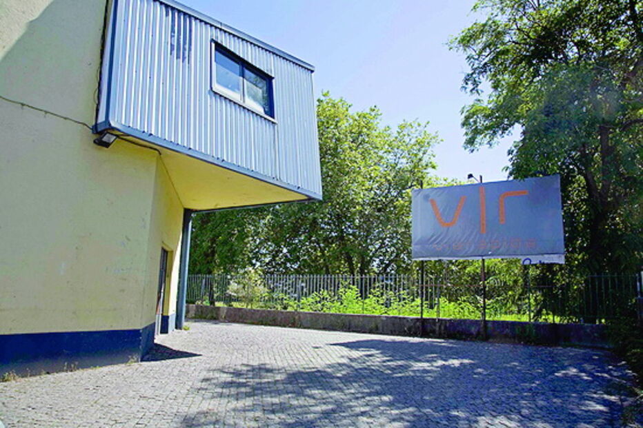 Grupos tinham acabado de sair do Via Rápida quando se envolveram em agressões  