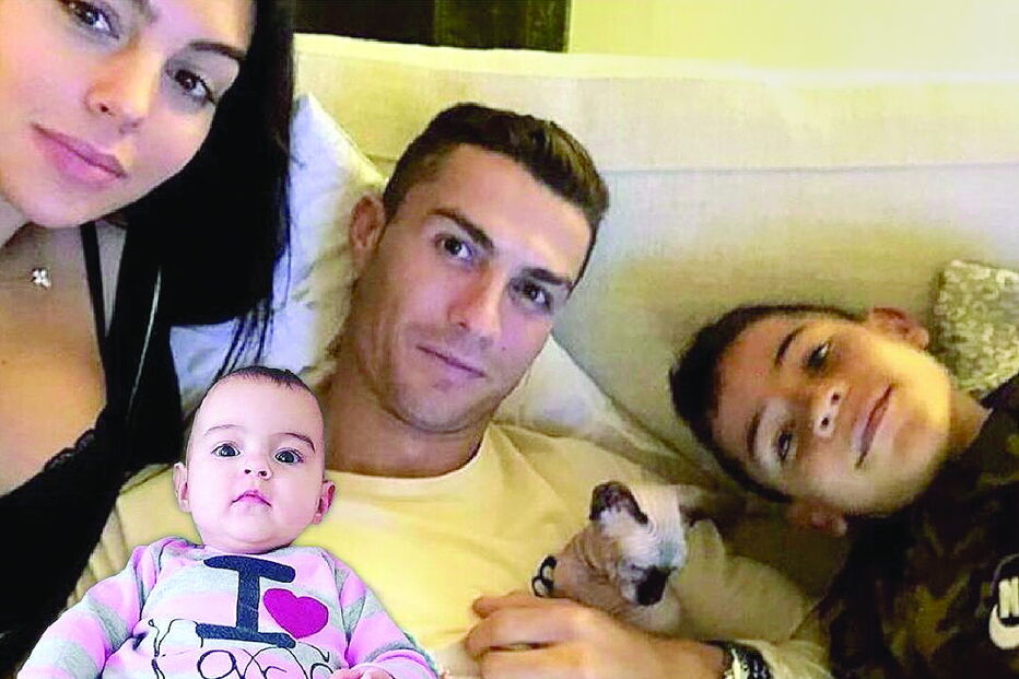 Cristiano Ronaldo e Georgina Rodriguez ao lado de Cristianinho e Alana Martina