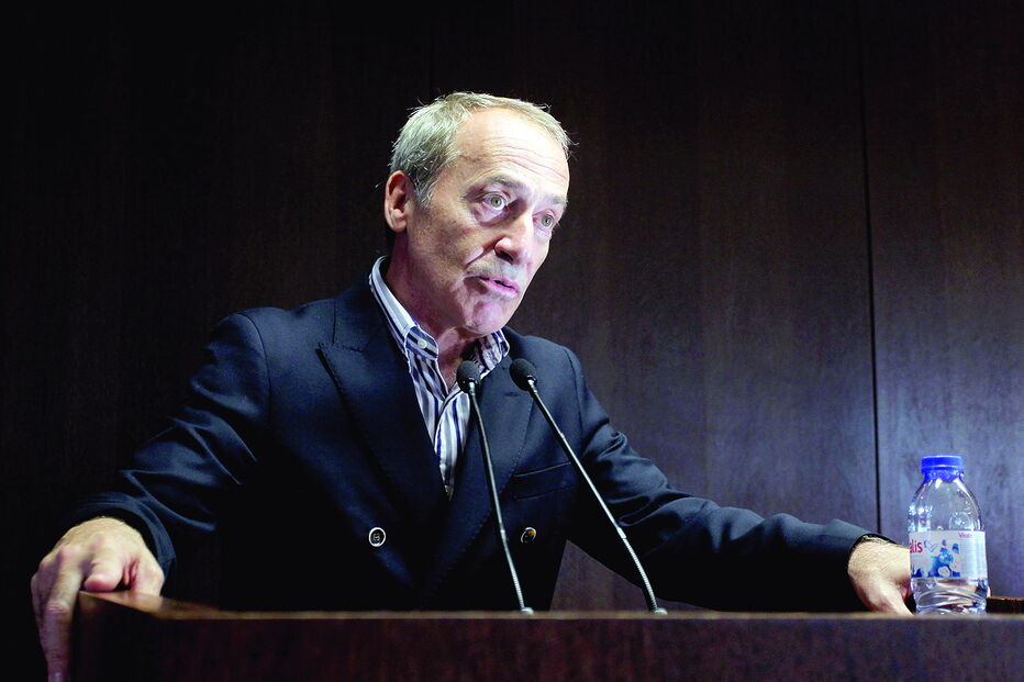 Luís Filipe Menezes argumentou ao ‘Público’ que o dinheiro era do pai   