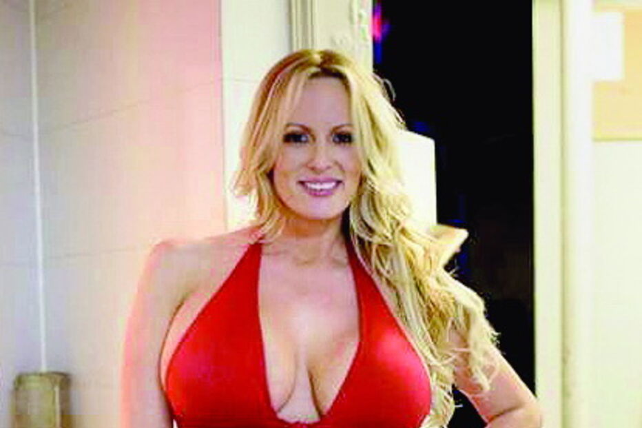 A estrela pornográfica Stormy Daniels  