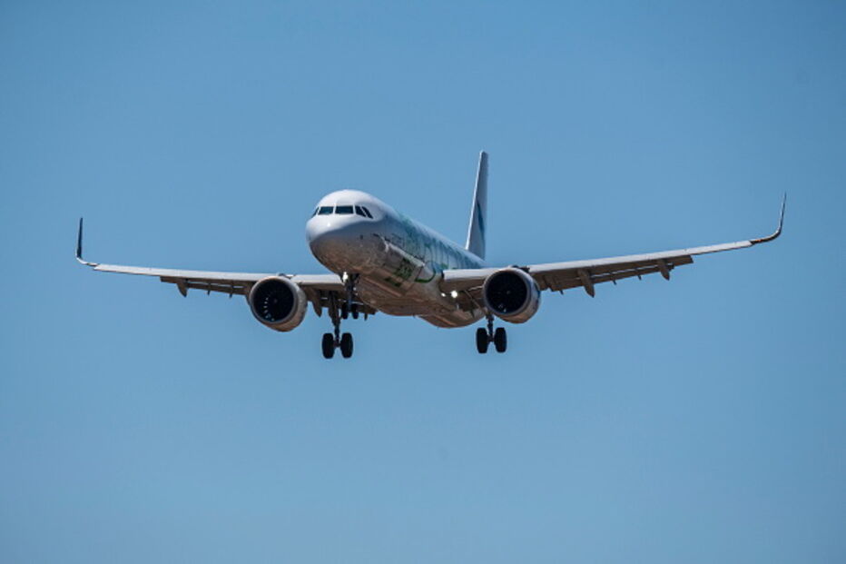 Avião que aterrou de emergência em Faro já seguiu para Amesterdão