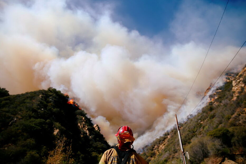 Novo balanço eleva para 48 o número de mortos em incêndio em Paradise, Califórnia