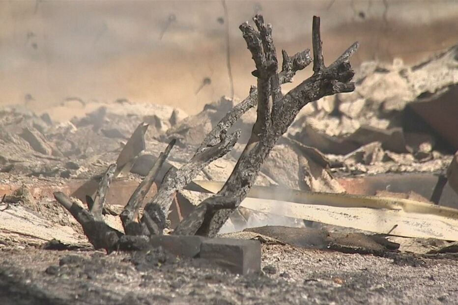 2018-11-14_11_44_04 Novo balanço eleva para 48 o número de mortos em incêndio em Paradise, Califórnia.jpg