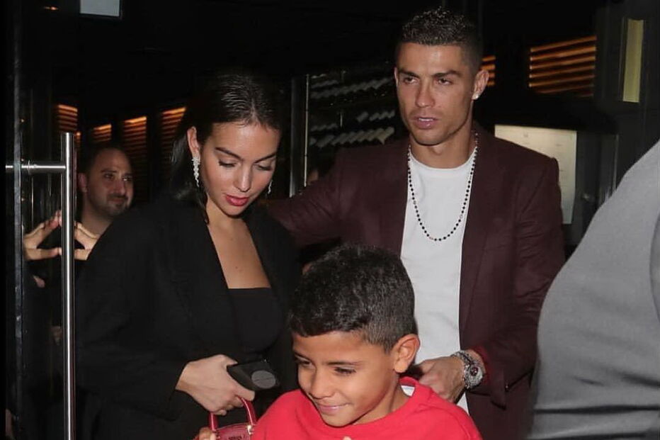 Cristiano Ronaldo gasta 30 mil euros em duas garrafas de vinho