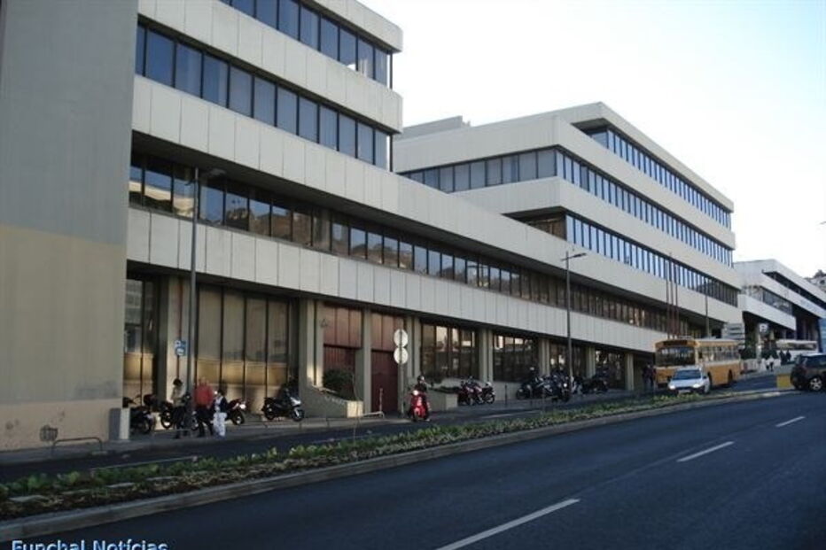 A Escola Profissional do Atlântico funciona no edifício 2000, no Funchal