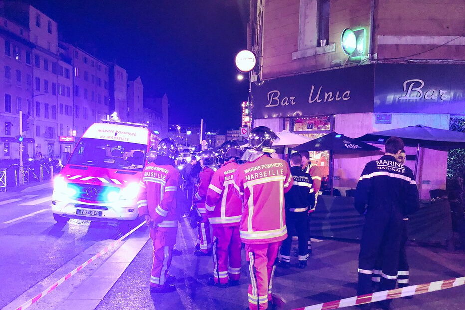 Dez pessoas feridas após ataque com ácido clorídrico em bar de França