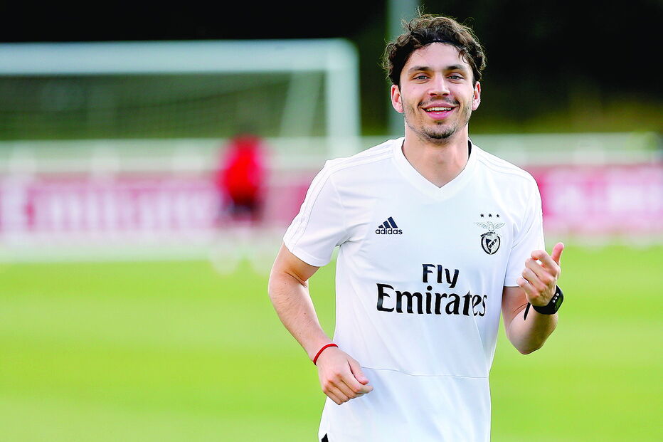 Krovinovic volta a ser opção na Luz