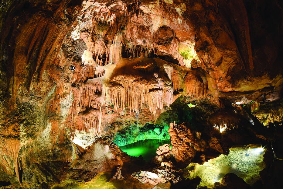 Grutas de Mira de Aire    