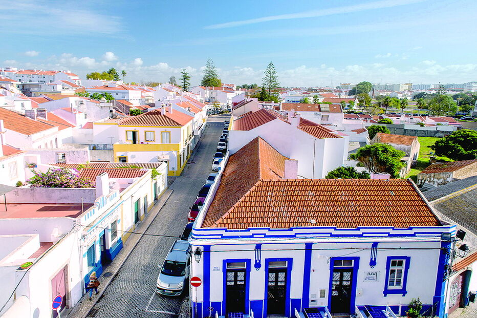 Cidade de Sines cresceu em torno do mar  