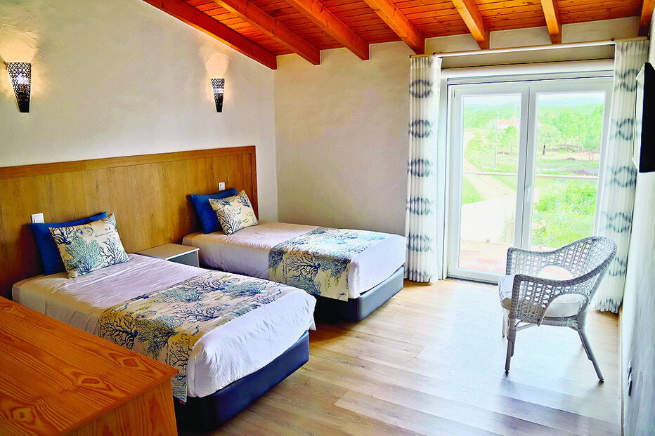 Quartos com muita luz no Flor d'Mar