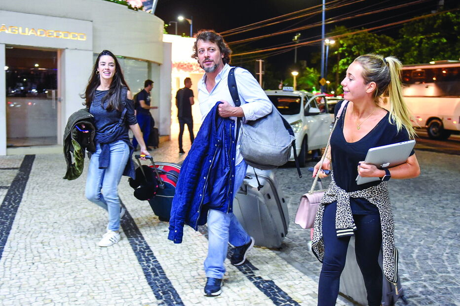 Atores chegaram ao Brasil